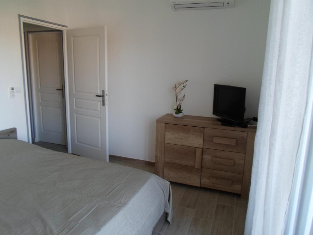 Appart T3 A 50 M De La Plage Cavalaire-sur-Mer Exterior foto