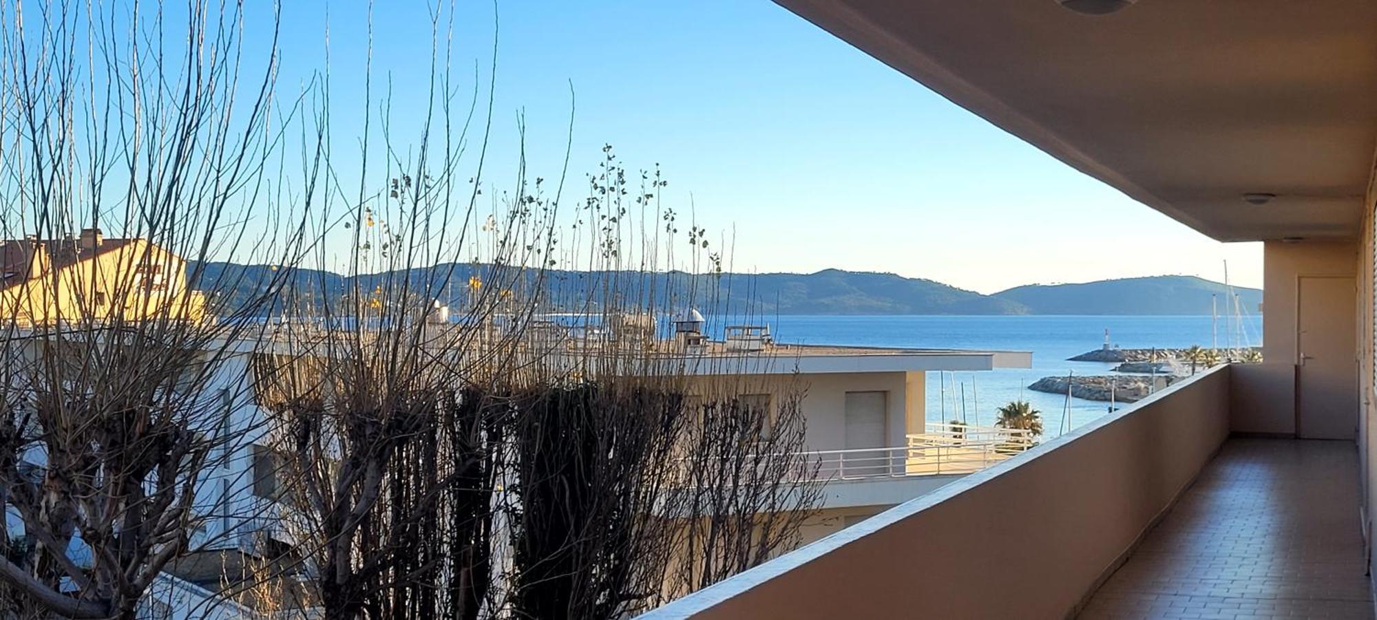 Appart T3 A 50 M De La Plage Cavalaire-sur-Mer Exterior foto